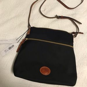 💫NWT Dooney & Bourke Nylon Crossbody